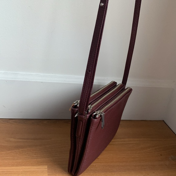 Aritzia Auxiliary romeyn burgundy bag - Picture 3 of 6
